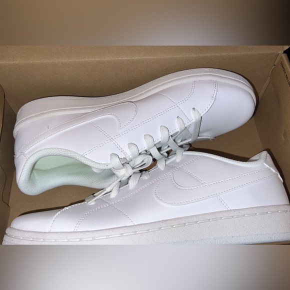 Nike Other - NIKE Court Royale 2